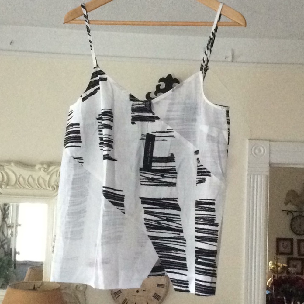 Kenneth Cole Top.
